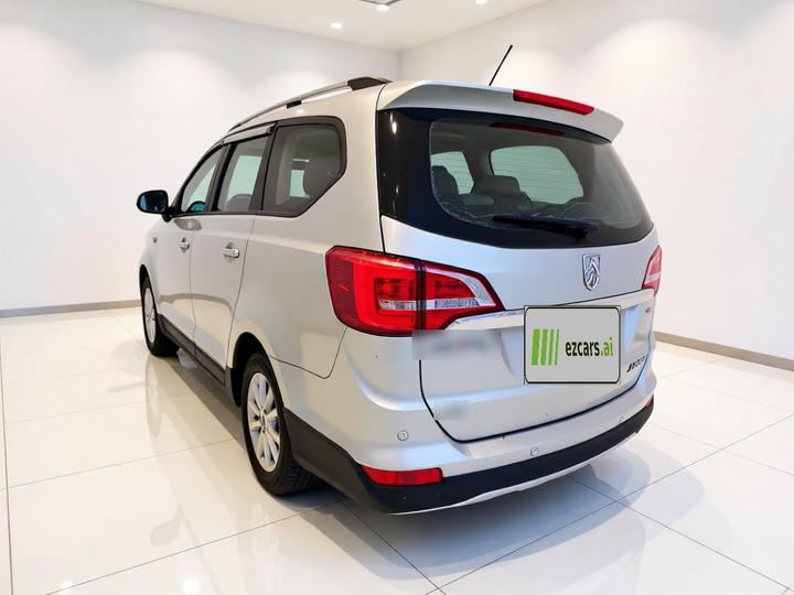 730 2016 1.5T MT Comfort 7-Seater photo 4