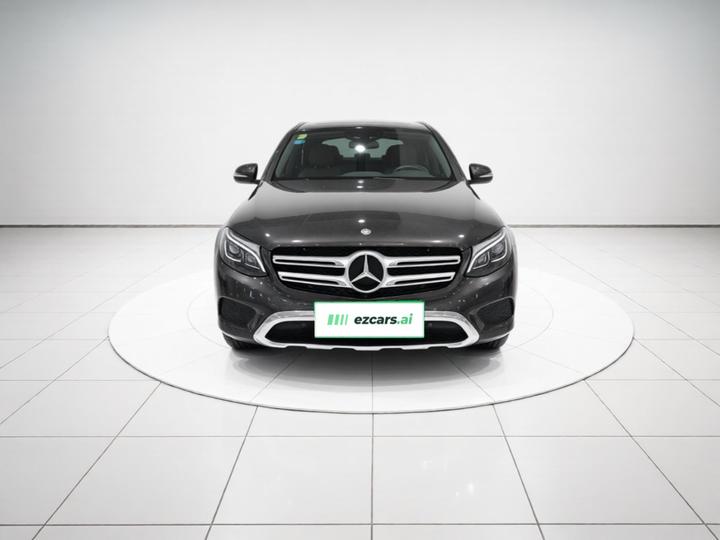 GLC 2016 GLC 260 4MATIC Luxury photo 2