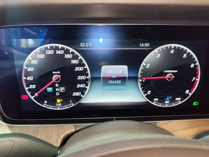 E-Class 2018 E 300 L Luxury photo 3