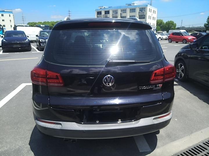 Tiguan 2015 1.8TSI AT AWD Luxury photo 3