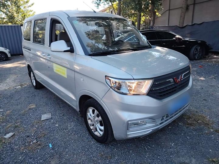 Wuling Hongguang V 2019 1.5L Energetic China VI LAR photo 3
