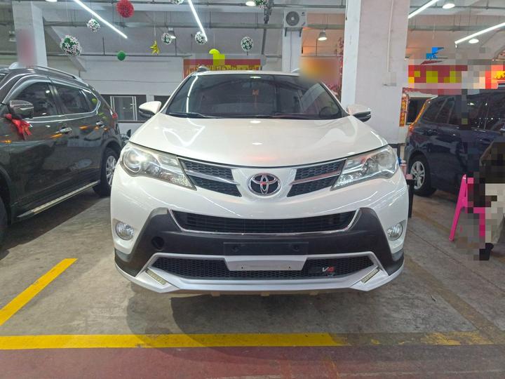 RAV4 2015 2.0L CVT RWD photo 2
