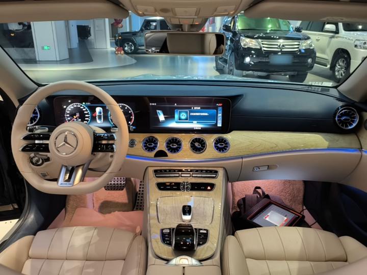 E-Class Imported 2018 E 200 Convertible Coupe photo 5