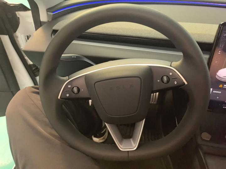 Model 3 2026 RWD photo 6
