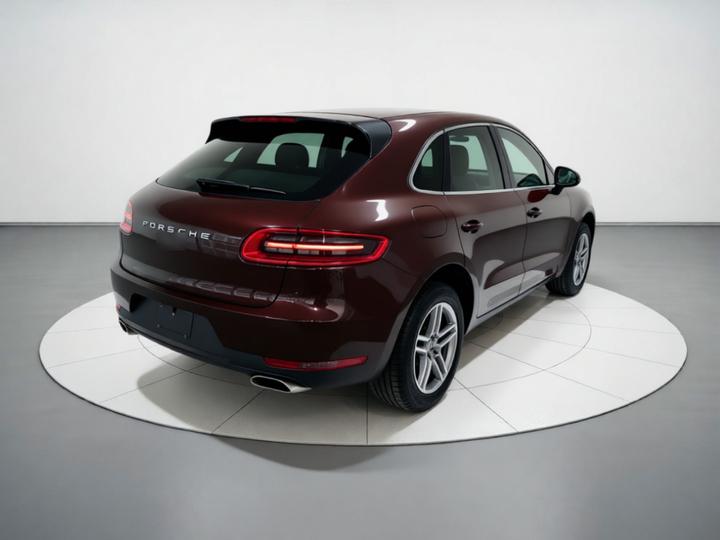2014 Macan 2.0T photo 4