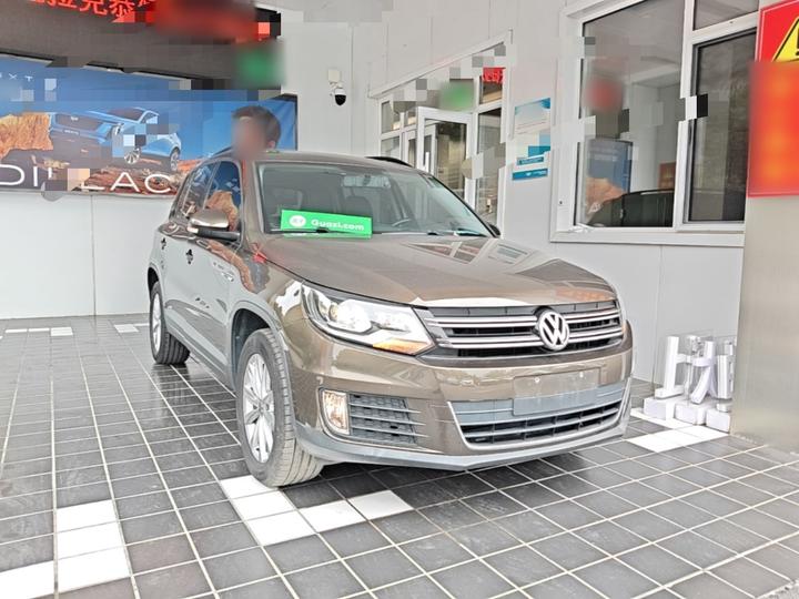 Tiguan 2016 300TSI AT AWD photo 3