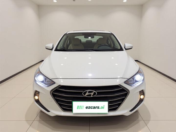 Elantra 2016 1.6L AT Smart Elite photo 2