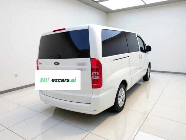Refine M3 2022 PLUS 1.8L Comfort photo 4