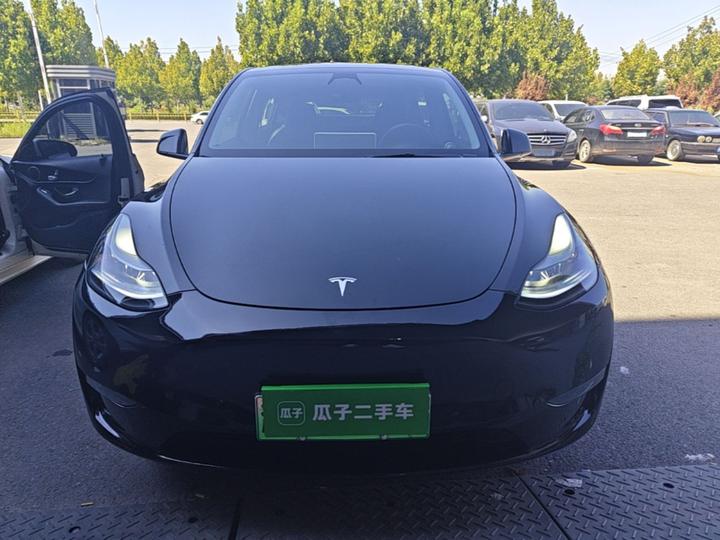 Model Y 2023 Long Range AWD photo 2