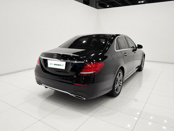E-Class 2019 E 200 L Sport photo 6