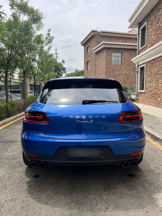 2017 Macan S 3.0T photo 4