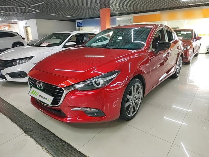 3 Axela 2017 Hatchback 2.0L AT Luxury China V