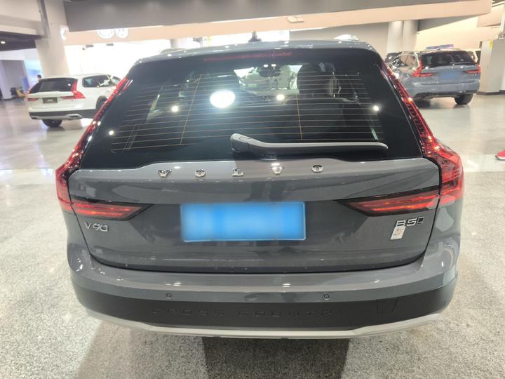 V90 2022 Cross Country B5 AWD photo 3