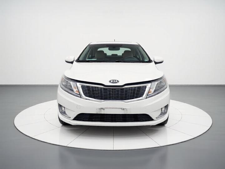 K2 2012 Sedan 1.4L AT GLS Anniversary Edition photo 2