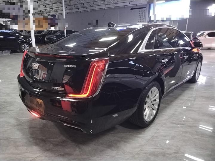 XTS 2018 28T Tech photo 6