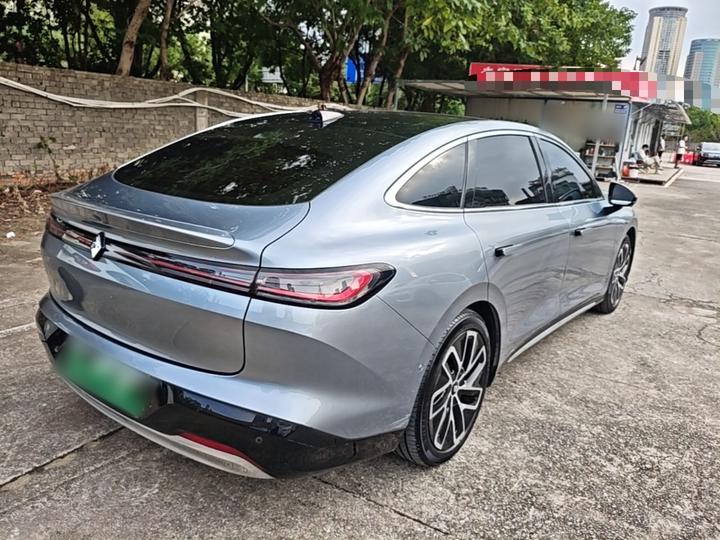 2025 EV 600km Luxury photo 4