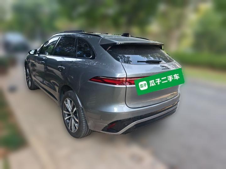 F-PACE 2024 P250 R-Dynamic SE photo 5