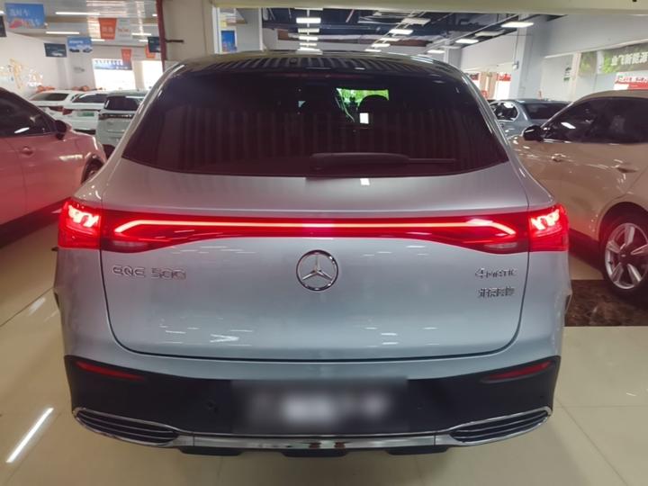 EQE SUV 2023 350 4MATIC Luxury photo 2