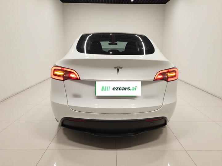 Model Y 2022 RWD photo 3