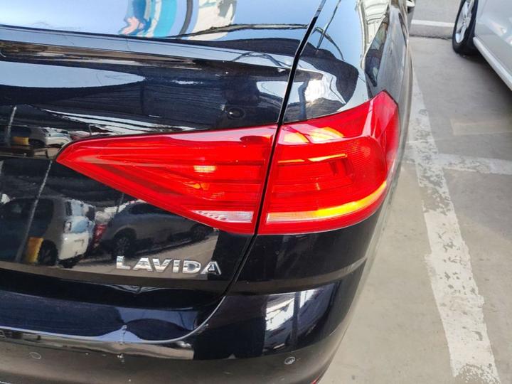 Lavida 2017 1.6L AT photo 7
