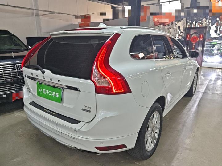 XC60 2015 T5 photo 4