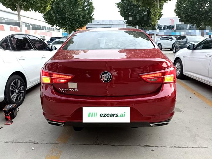 Verano 2015 Sedan 20T DCT Leading photo 3