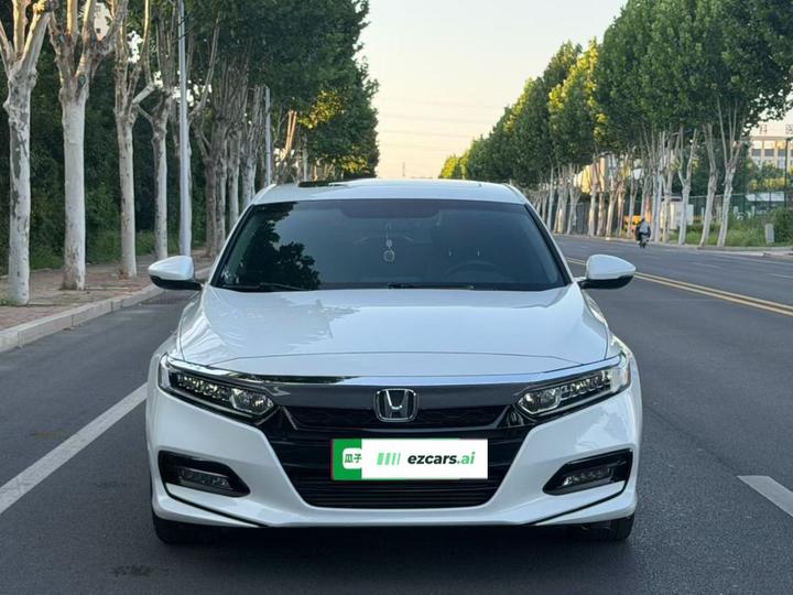 Accord 2018 260TURBO Elite China VI photo 2