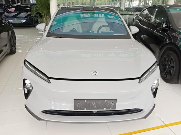 ET5T 2024 75kWh Touring photo 2