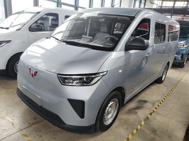 Wuling 2024 300km Comfort Bus 75kW