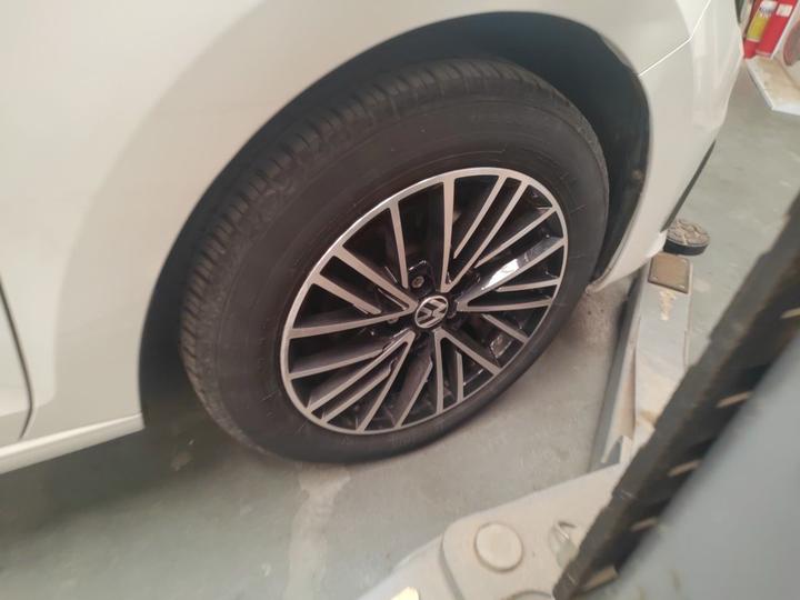 Santana 2018 1.5L MT photo 8