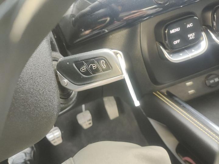 BAIC X3 2019 1.5T MT Honor photo 8