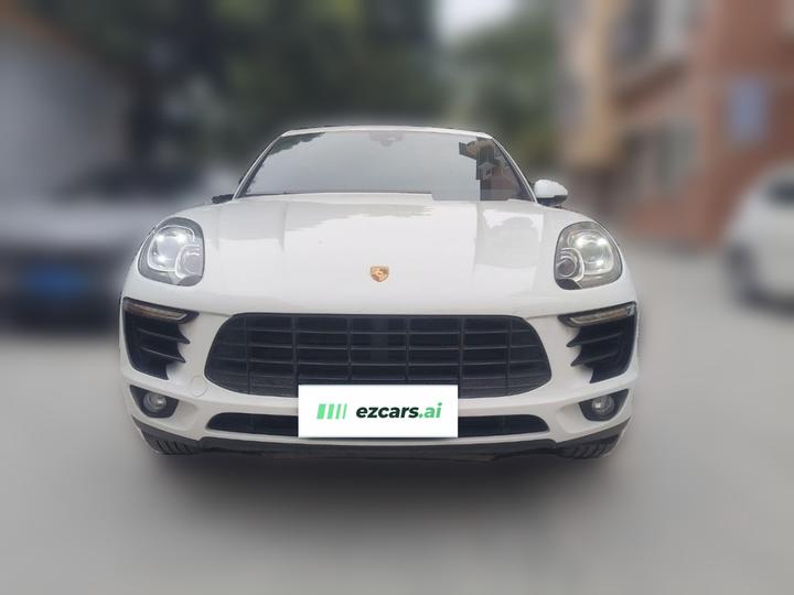 2017 Macan 2.0T photo 2
