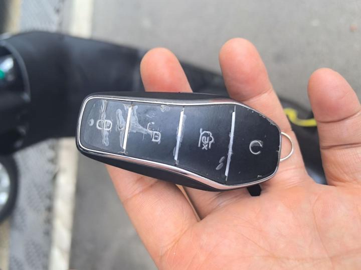 Qin PLUS 2021 EV 400KM photo 8