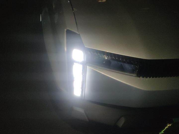 iCAR 03 2024 401km RWD Standard Advanced photo 7