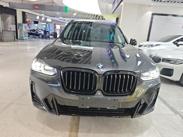 X3 2022 xDrive30i Leading M Night Package photo 2