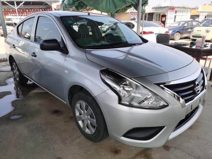 2015 1.5XE CVT Comfort photo 3