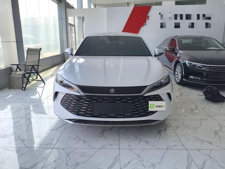 Qin L 2024 DM-i 80KM Leading photo 2