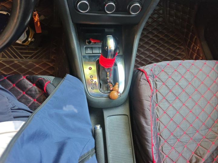 Golf 2012 1.6 AT Comfort photo 6