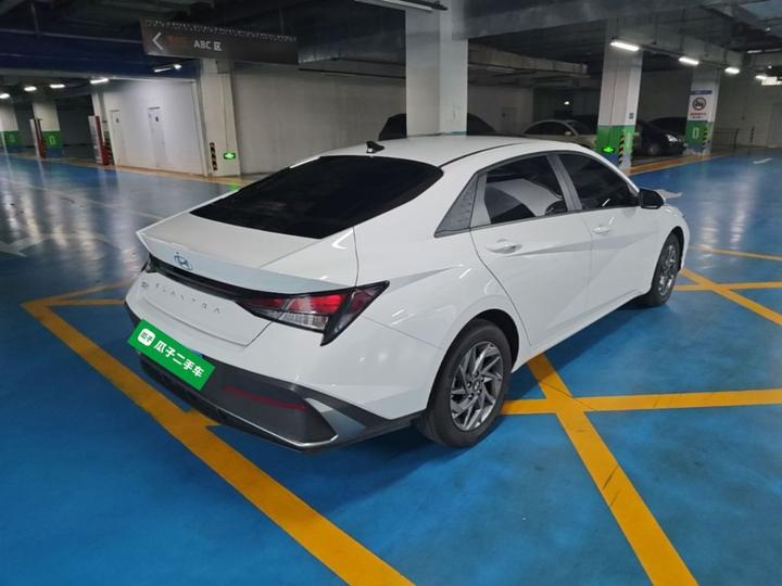 Elantra 2026 1.5L CVT GLS Leading photo 5