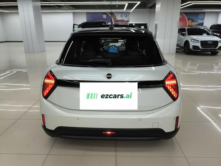 2025 2.0T COOPER S 5-Door photo 3