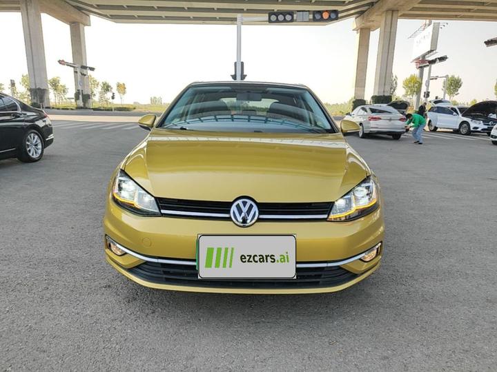 Golf 2018 230TSI AT Comfort photo 2