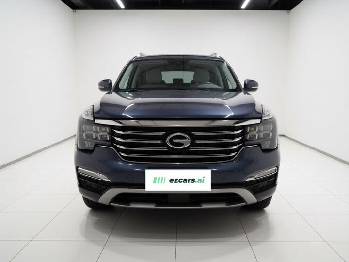 GAC Trumpchi GS8 2017 320T RWD Luxury Connected 7-Seater photo 2