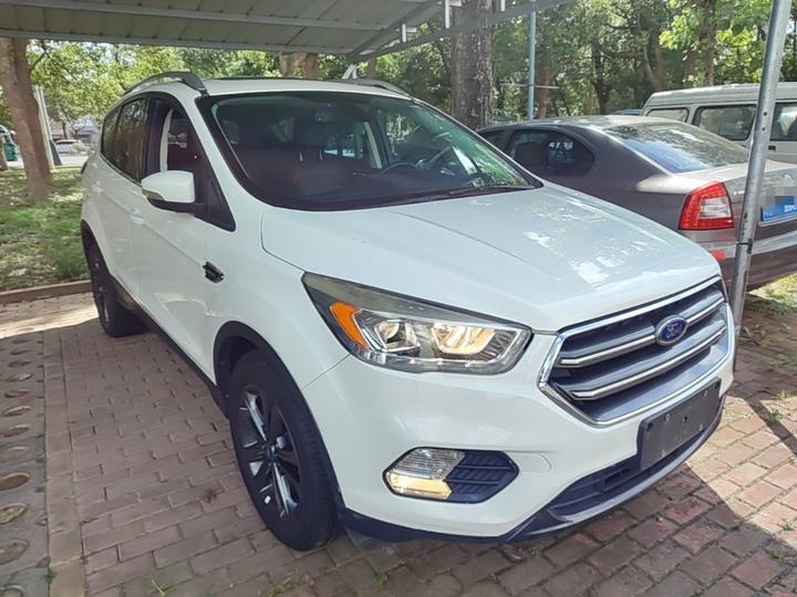 Kuga 2019 EcoBoost 180 RWD China VI photo 3