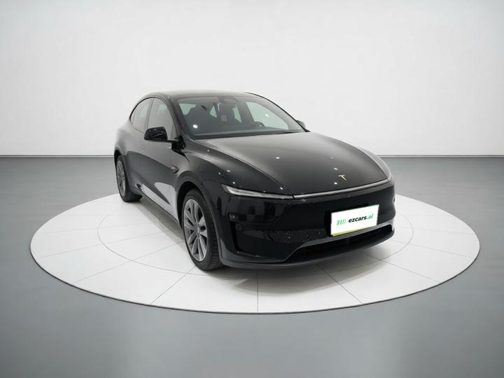 Model Y L 2025 Long Range AWD photo 3