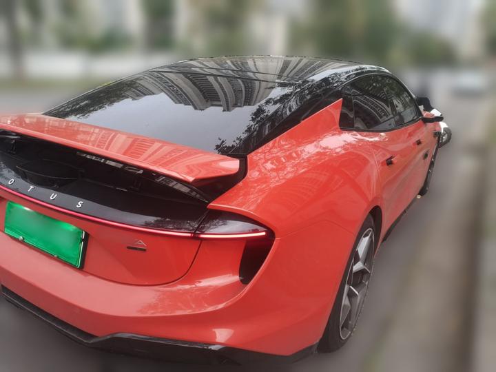 Lotus EMEYA 2025 600 Luxury photo 6