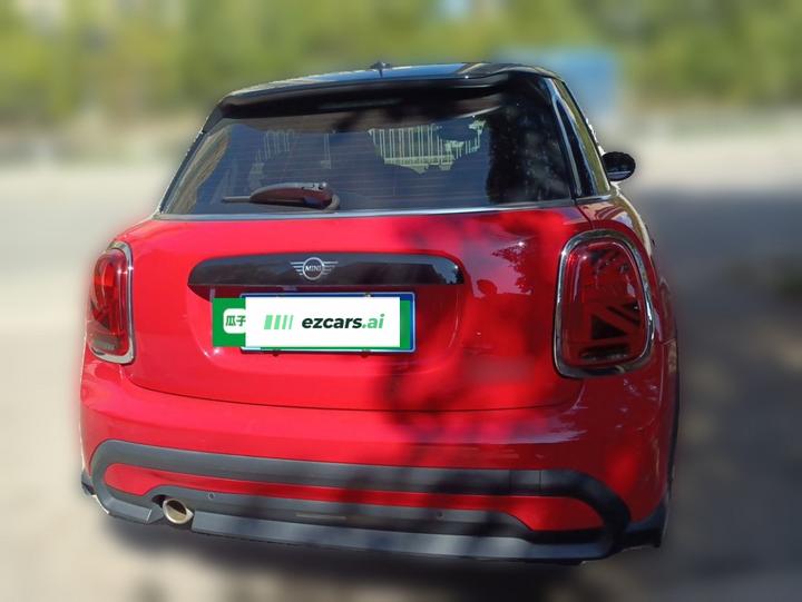 2022 Facelift 1.5T COOPER Classic 5-Door photo 5