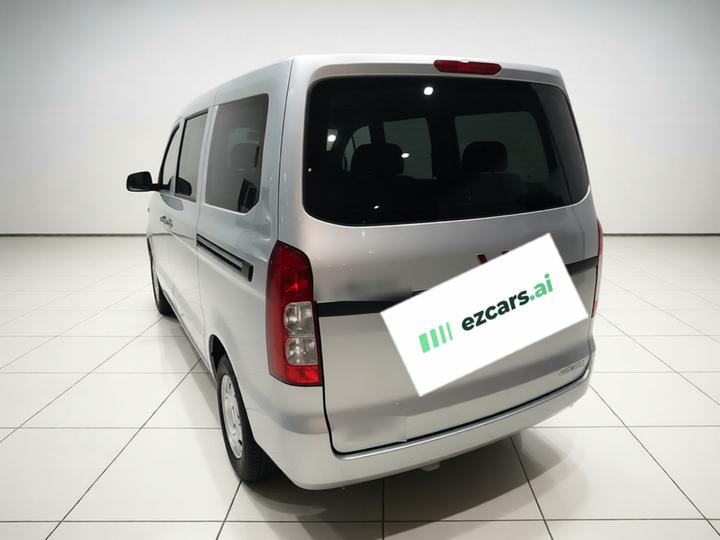 Wuling Hongguang V 2022 1.5L LAR photo 4
