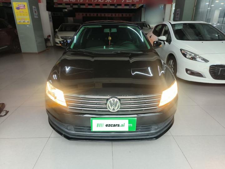Lavida 2017 1.6L AT photo 2