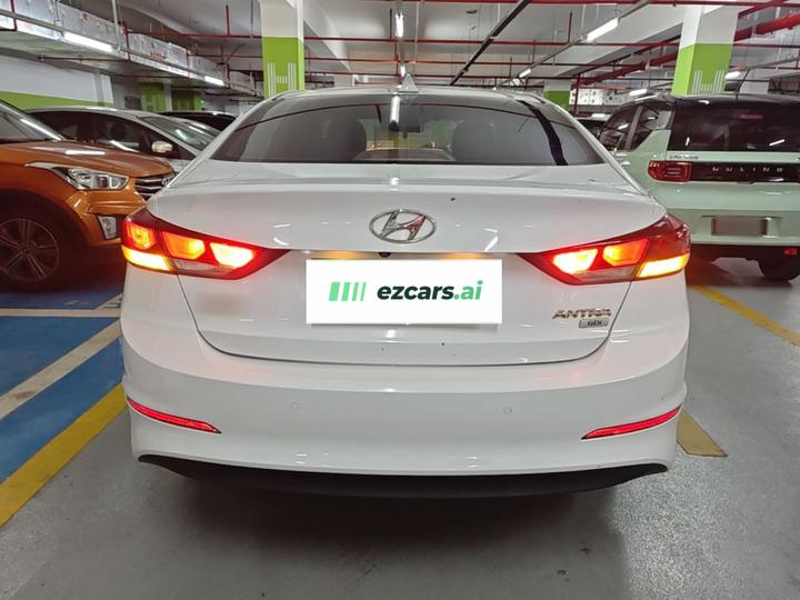Elantra 2016 1.6L AT Smart Elite photo 5