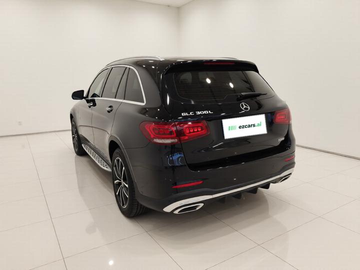 GLC 2020 Facelift GLC 300 L 4MATIC Dynamic photo 4